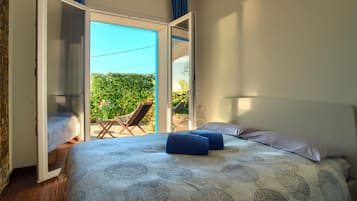 1 bedroom, iron/ironing board, travel crib, free WiFi