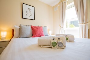 5 Schlafzimmer, Bügeleisen/Bügelbrett, Reisekinderbett, kostenloses WLAN