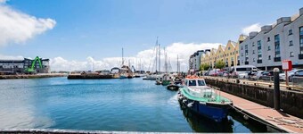 Traditional Irish Townhouse in the Galway Dockland