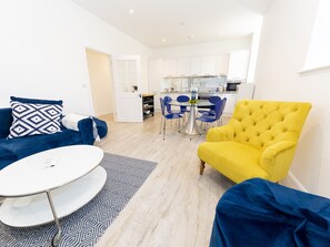 Living room - Bishops Retreat (Ventnor)