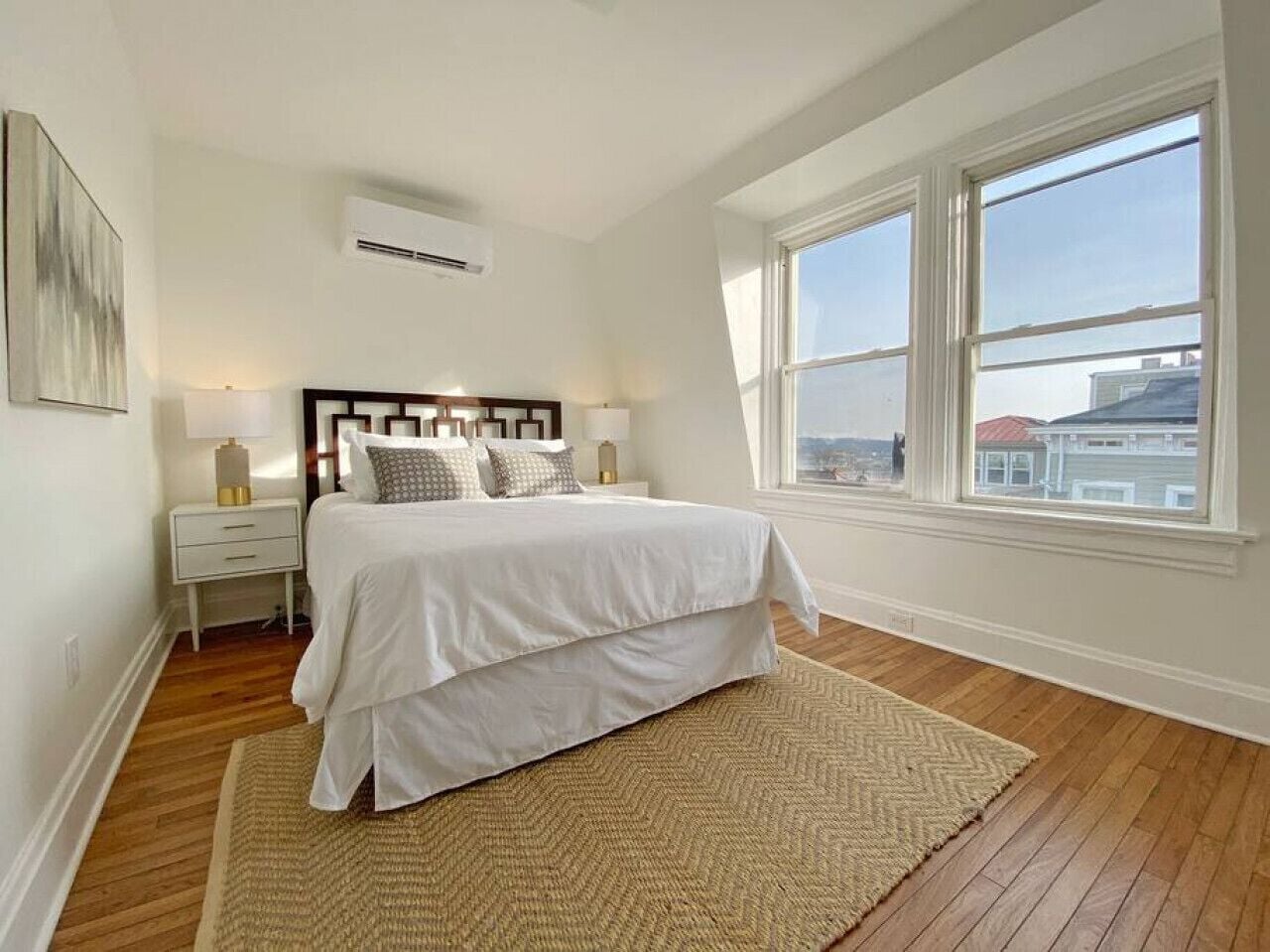 2 bedrooms, desk, iron/ironing board, free WiFi