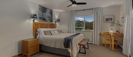 Deluxe Suite | Premium bedding, pillowtop beds, individually decorated