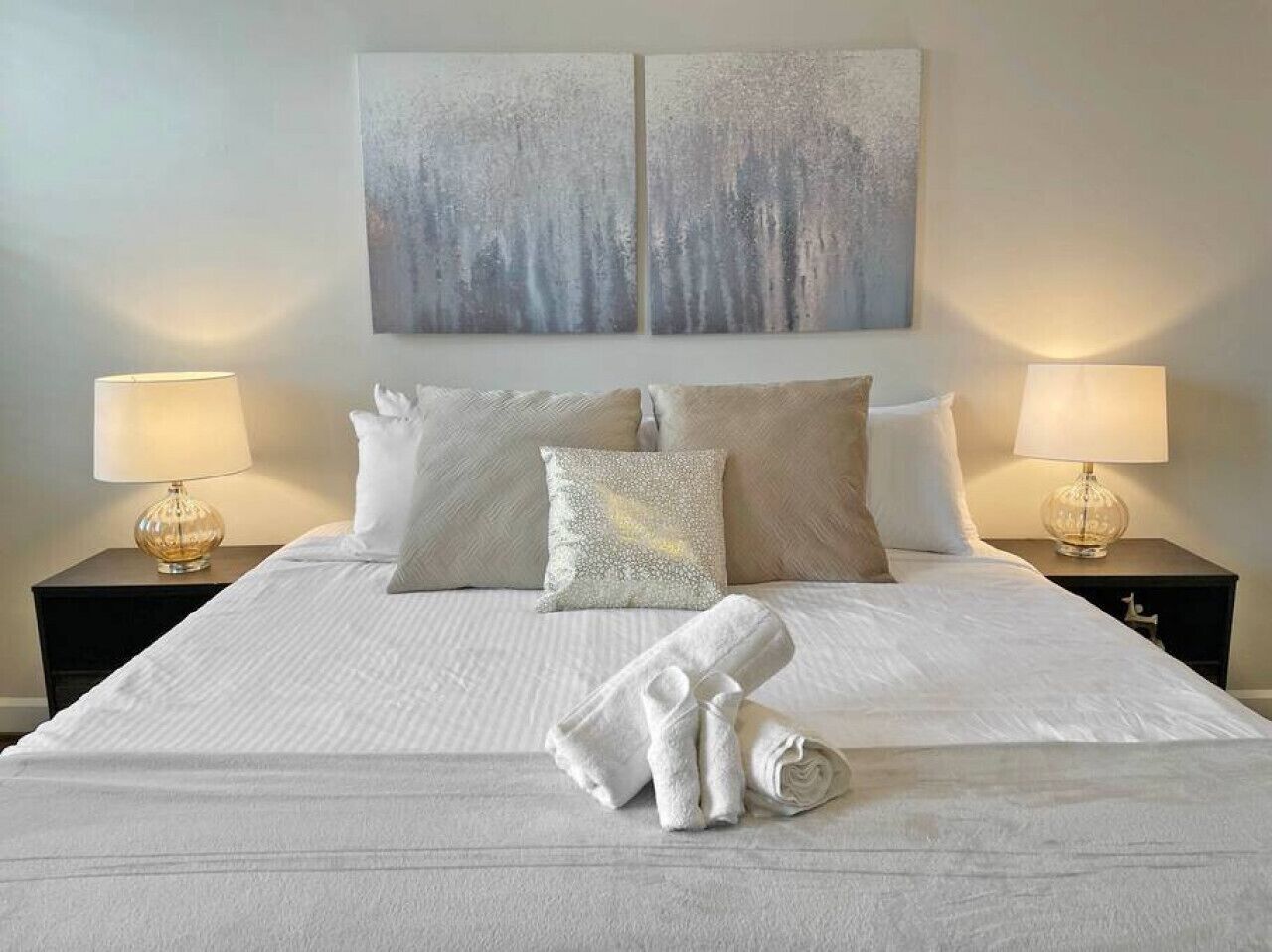 2 Schlafzimmer, Schreibtisch, Bügeleisen/Bügelbrett, kostenloses WLAN