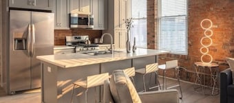 Bubbles · BUBBLES FANTASY SUITE: Explore OTR/DT & Rhinegeist