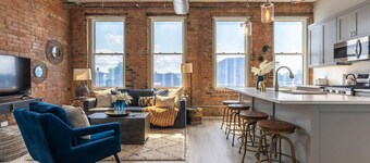 Entire Historic Building: Sleeps 30