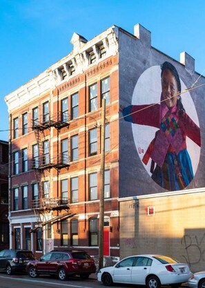 Exterior - PARLOR: Explore OTR/DT: Restored 1894 Italianate (Cincinnati)
