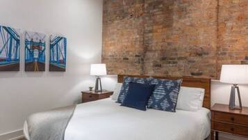 1 bedroom, desk, iron/ironing board, free WiFi