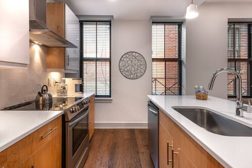 Walk Everywhere From This Newly Renovated Condo