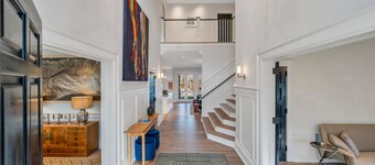Beautiful home with private pool, hot tub, gym, pool table, ping pong, fire...