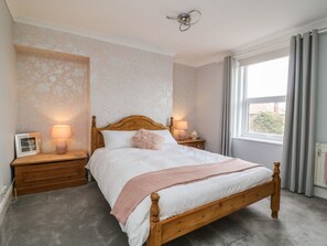 3 bedrooms, individually decorated, individually furnished - Westfield (Bridlington)