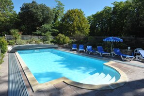 Piscine extérieure, piscine chauffée