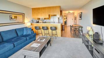 TV, fireplace, offices