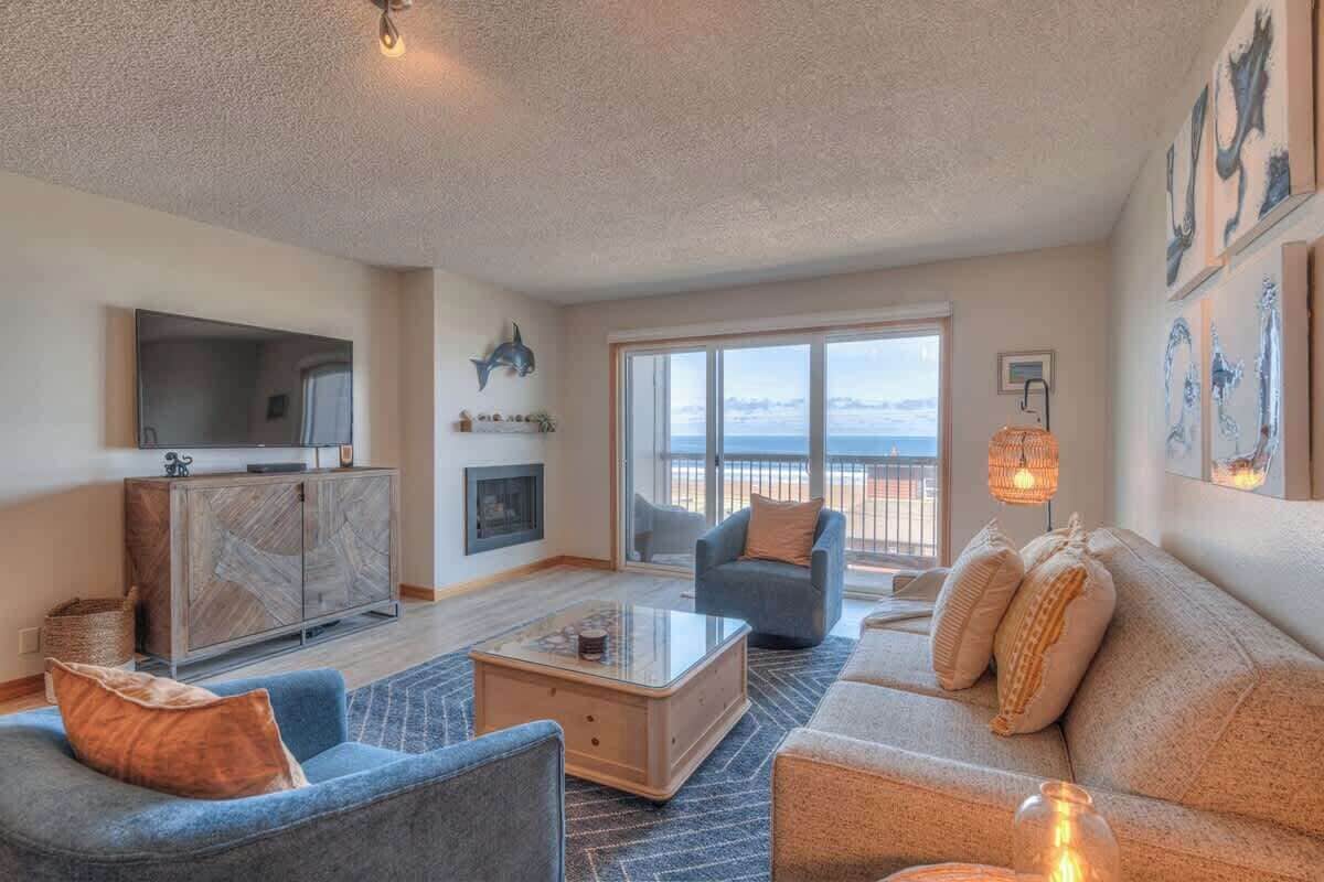 TV, fireplace, DVD player, table tennis