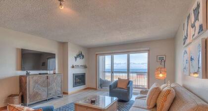 Oceanfront Condo - Second Floor - Pet Friendly!