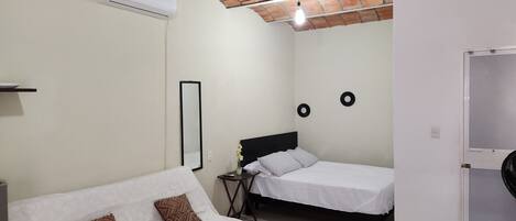 1 chambre, Wi-Fi gratuit, draps fournis