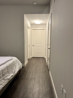 2 chambres, fer et planche à repasser, lit de bébé portatif, Wi-Fi
