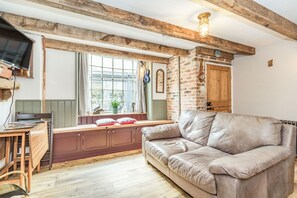 Living room - 48 High Street (Bridlington)