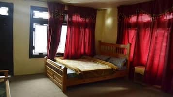 Standard Double Room | Free WiFi