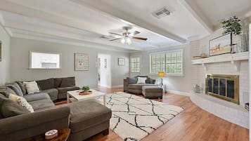 Smart TV, foosball, table tennis