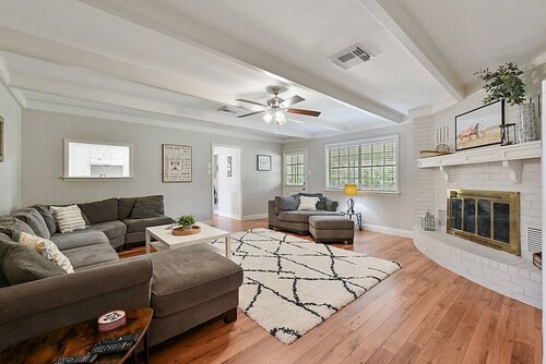 White Rock Ranch - Beautiful Getaway Near the City