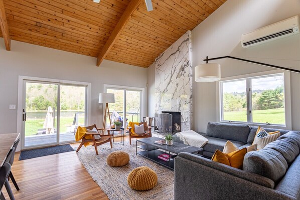 Smart TV, fireplace, video games, ping pong