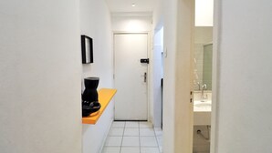 Private kitchen - Rio Spot Homes Atlantica C057 (Rio de Janeiro)