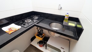 Private kitchen - Rio Spot Homes Atlantica C057 (Rio de Janeiro)