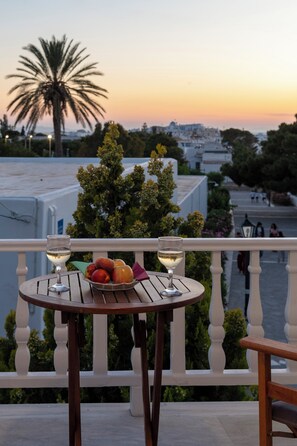 Superior Room | Premium bedding, in-room safe, soundproofing, iron/ironing board - HOTEL DOUKISSA (Paros)