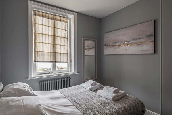 3 bedrooms, iron/ironing board, travel crib, WiFi