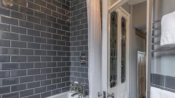Shower, towels