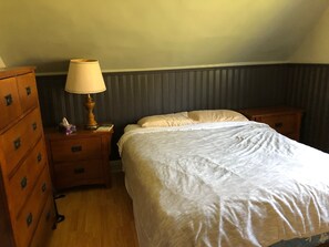 2 habitaciones, tabla de planchar con plancha y wifi gratis 