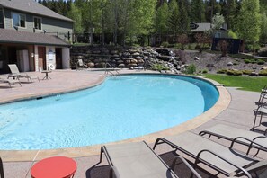 Innenpool, beheizter Pool