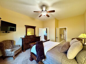 3 bedrooms, iron/ironing board, travel crib, WiFi