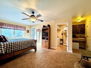 3 Schlafzimmer, Bügeleisen/Bügelbrett, Reisekinderbett, WLAN