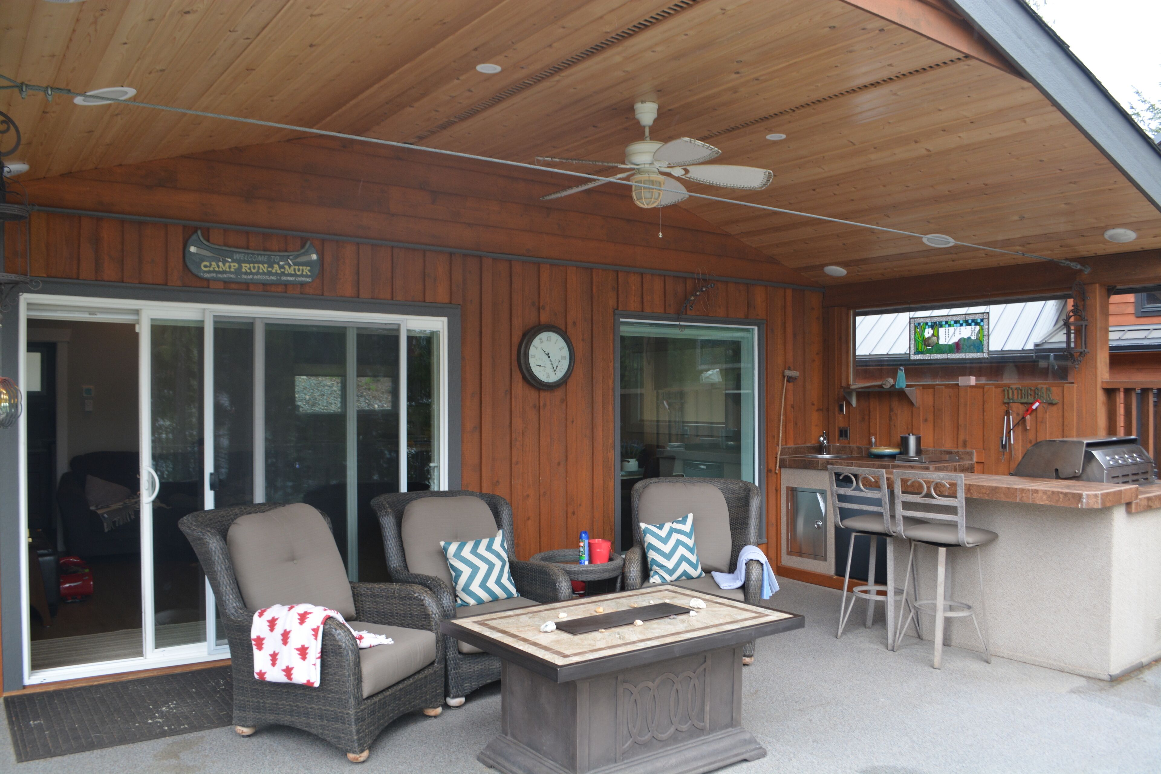 Top 10 Lake Cabin Rentals Near Tappen, Canada Updated 2024 Trip101