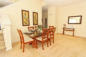 Dining - New Listing! Glenbrook Resort, 5mi to Disney & 14mi to Universal - FS370177 (Clermont)