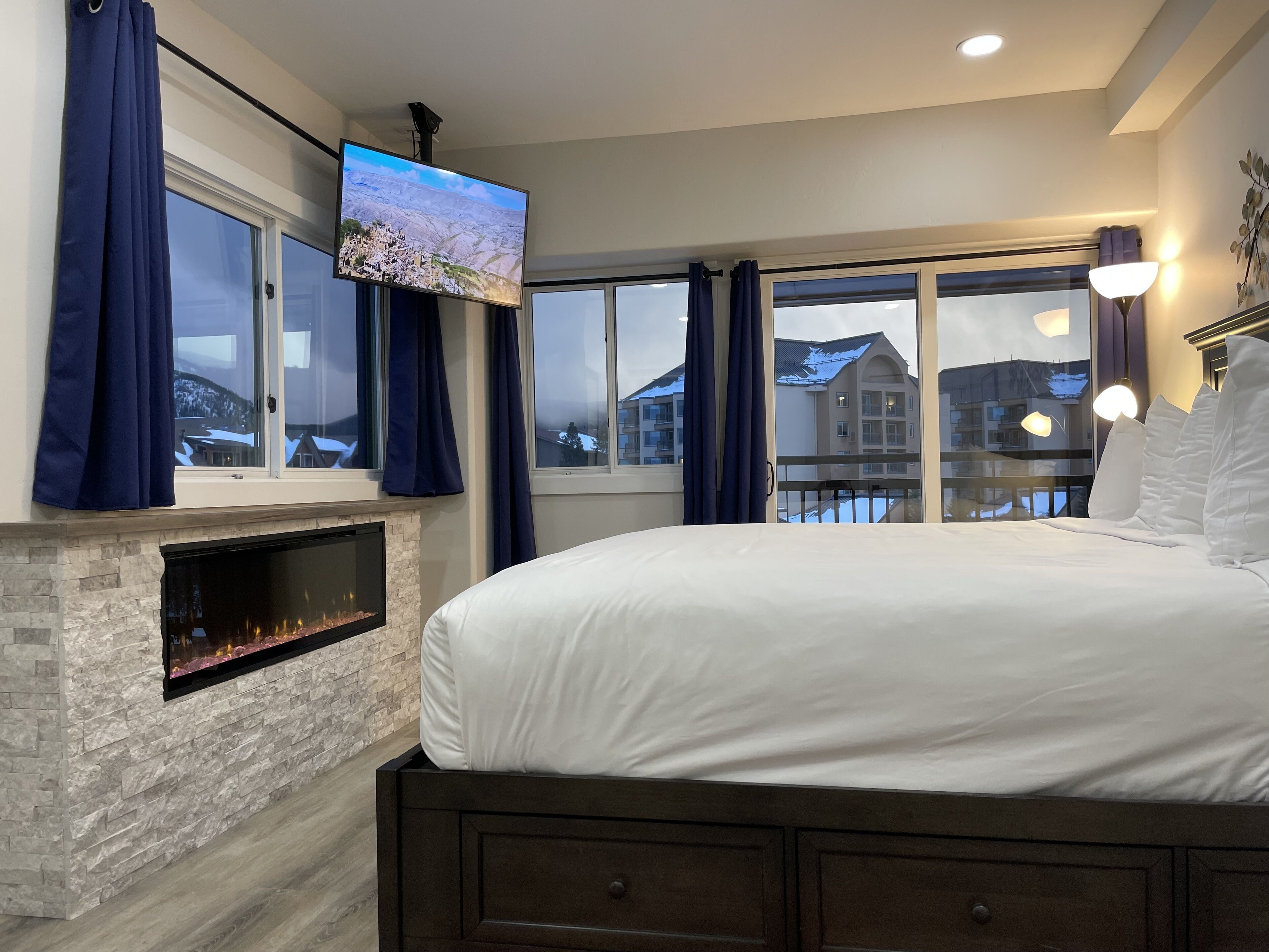 2 多间卧室、办公桌、熨斗/熨衣板、免费 WiFi