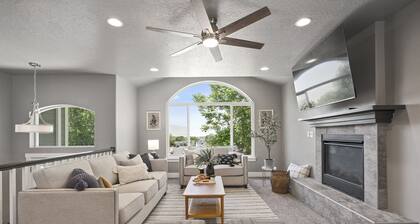 Huge Yard. Hot Tub. Playground. Trampoline.