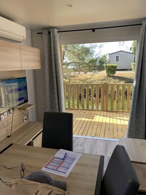 Interior - Mobile Home (Lège-Cap-Ferret)