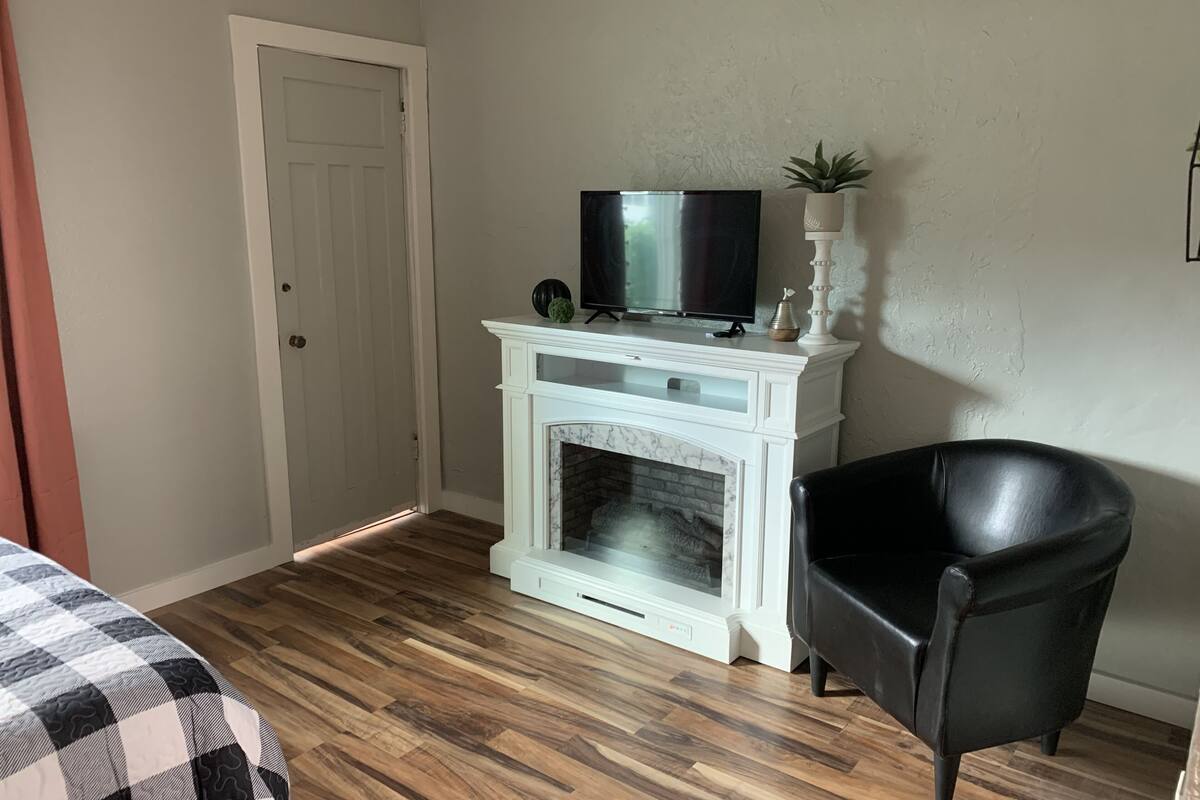 deluxe studio suite | 1 bedroom, egyptian cotton sheets, premium bedding, memory-foam beds