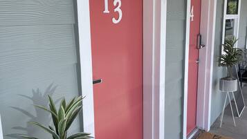 Egyptian cotton sheets, premium bedding, memory foam beds, bed sheets