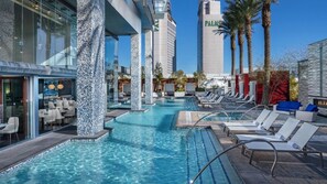 Pool - Luxury High Rise Condo Palms Place (Las Vegas)