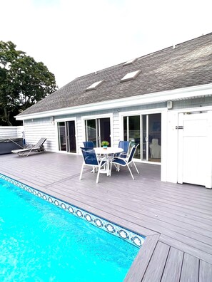 Outdoor pool, a heated pool - Pristine Remsenburg Retreat to Play & Work All Summer Long (Remsenburg)