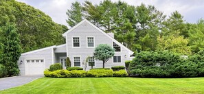 Exterior - Pristine Remsenburg Retreat to Play & Work All Summer Long (Remsenburg)