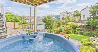 Netherbeck Cottage - village location - hot tub