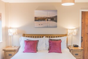 2 quartos, ferros/tábuas de passar roupa, Wi-Fi de cortesia