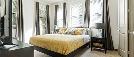 4 bedrooms, desk, iron/ironing board, free WiFi