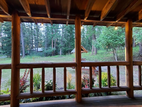 Cabin in the woods, ideal for long stays.  