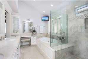 Ensemble douche/baignoire, baignoire à jets