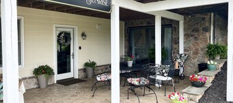 Mt. Gilead Sunrise- Country Suite close to wineries, breweries & wedding venues